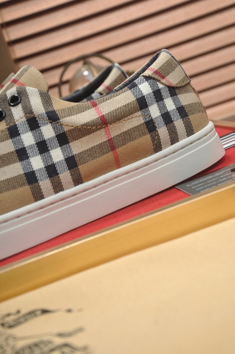 Burberry Sneakers